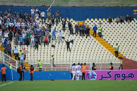 منع قانونی منطقه آزاد انزلی بر تیم‌داری ملوان